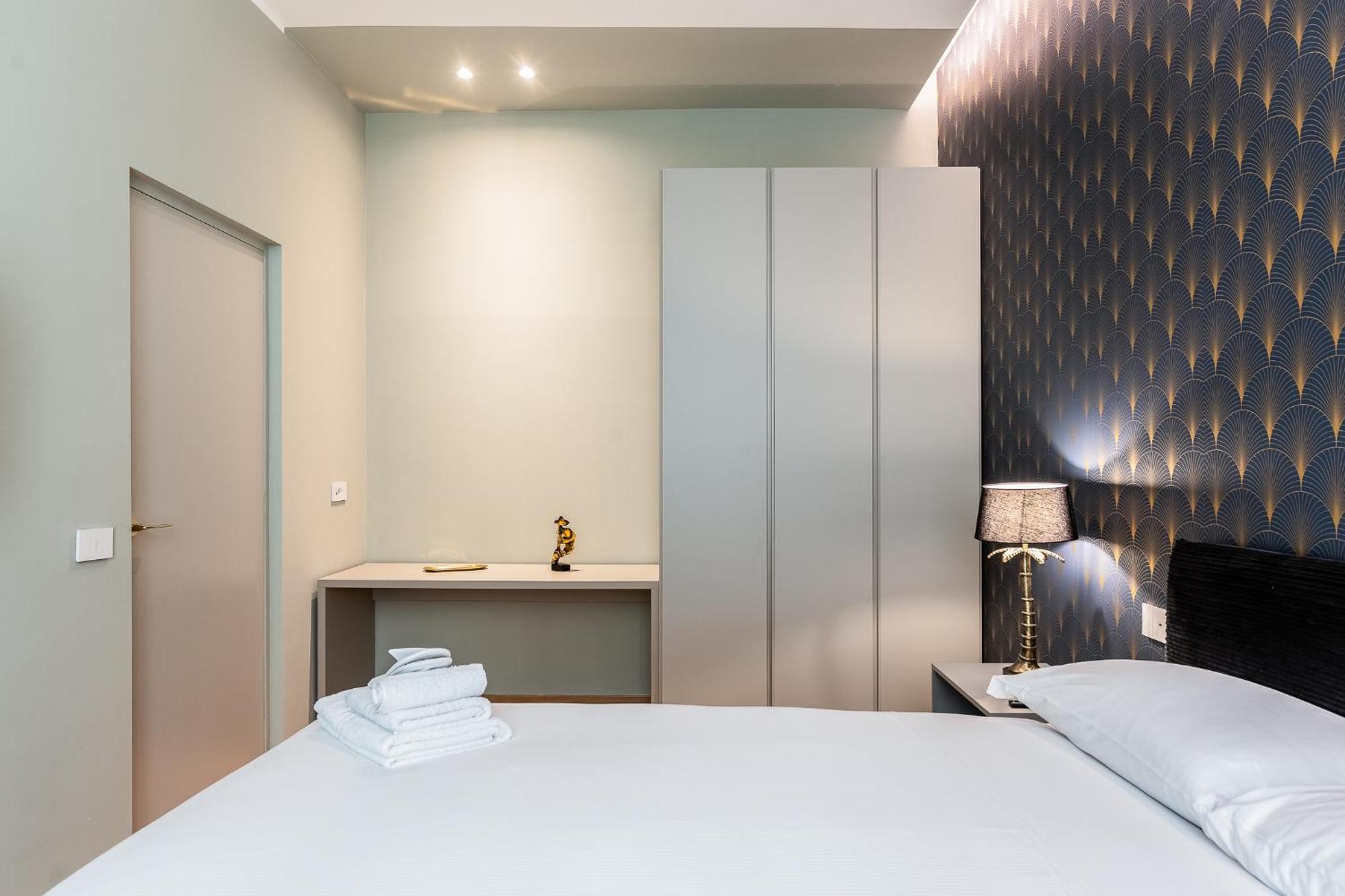 Luxury Apartment - Near Stazione Centrale 米兰 外观 照片