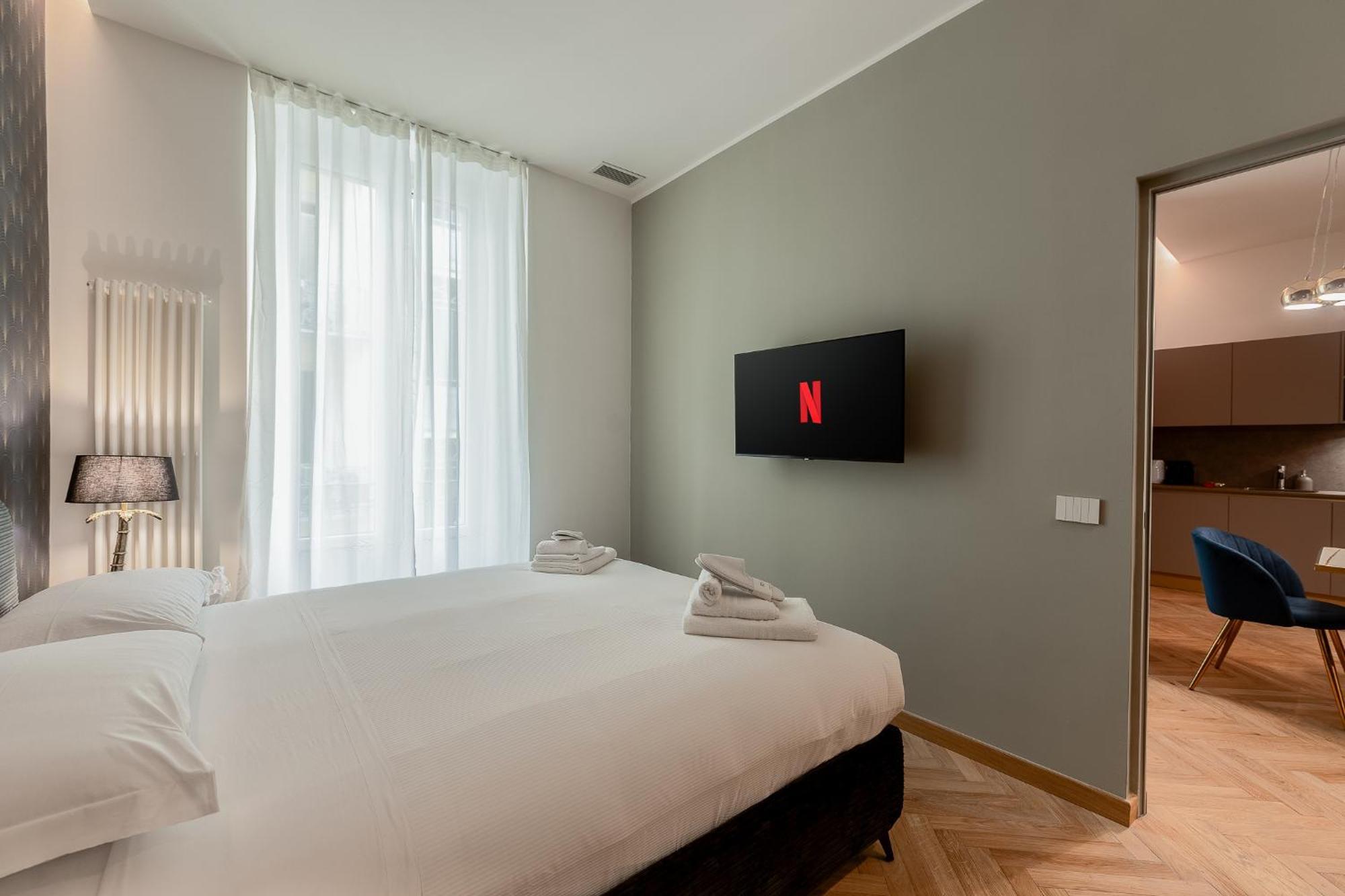 Luxury Apartment - Near Stazione Centrale 米兰 外观 照片