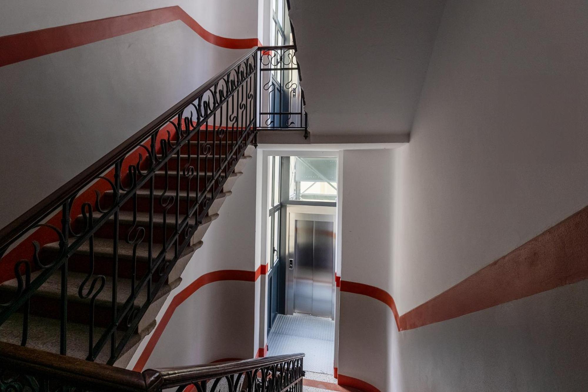 Luxury Apartment - Near Stazione Centrale 米兰 外观 照片